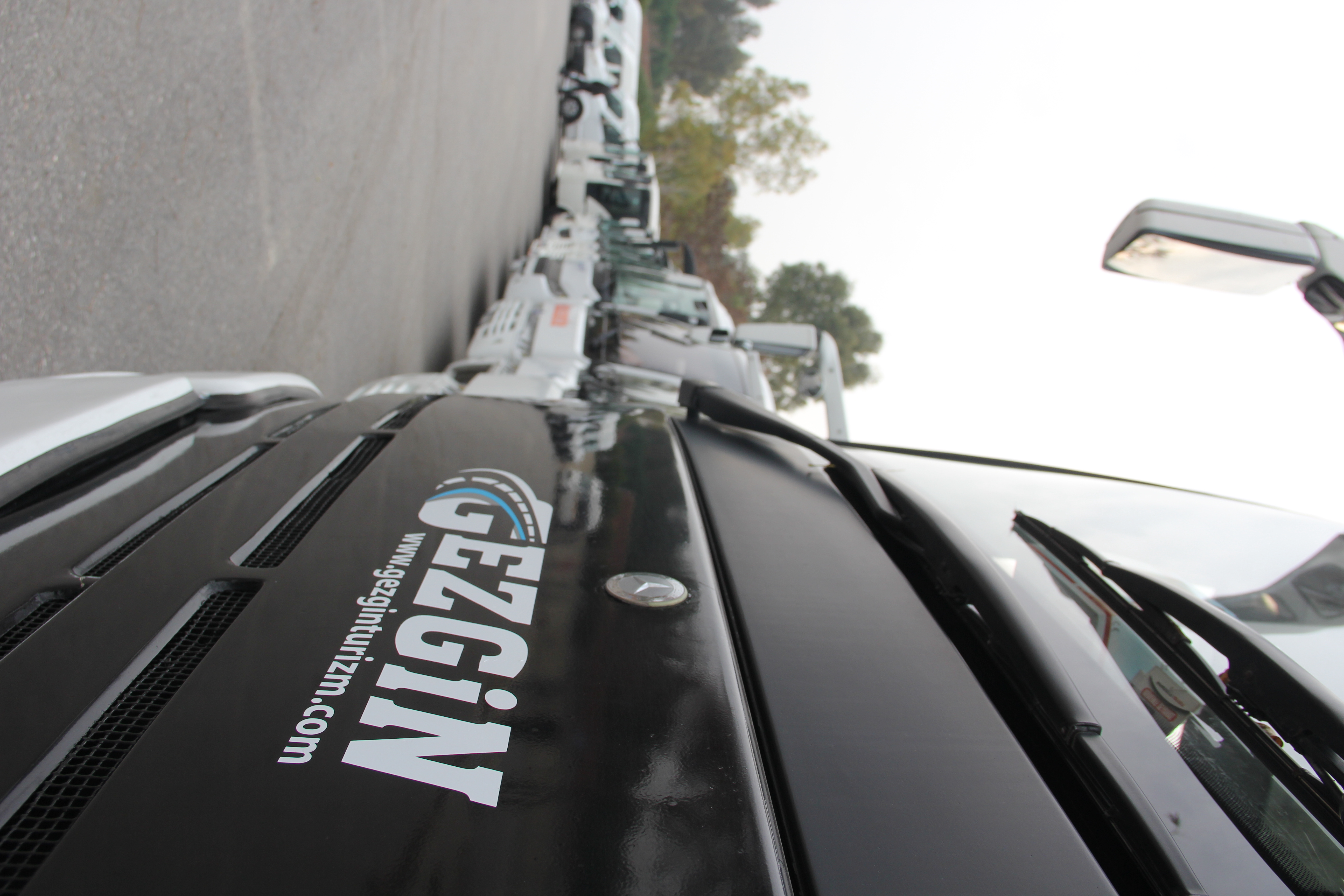 Gezgin Turizm Aracı Parkta