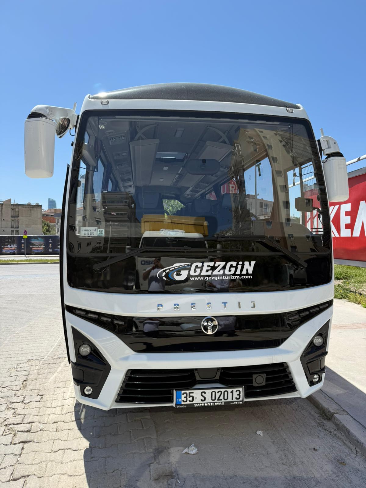 Gezgin Turizm Şoförü Görev Başında